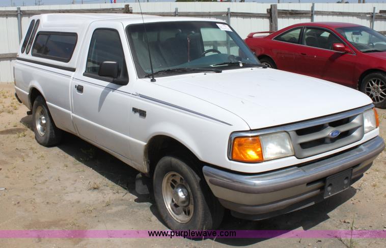 image for item D5126 1995 Ford Ranger pickup truck