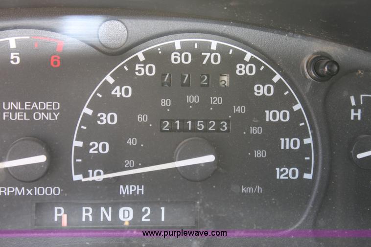 image for item D5126 1995 Ford Ranger pickup truck