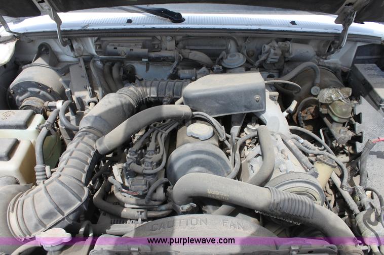 image for item D5126 1995 Ford Ranger pickup truck