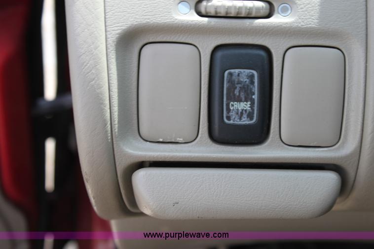 image for item D5127 2000 Honda Accord LX