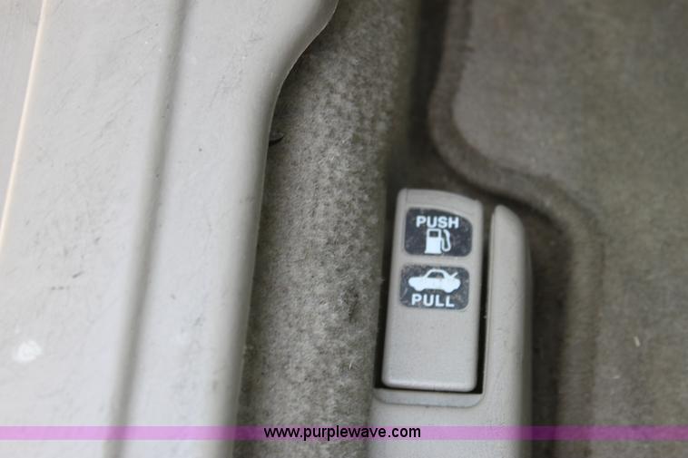 image for item D5127 2000 Honda Accord LX