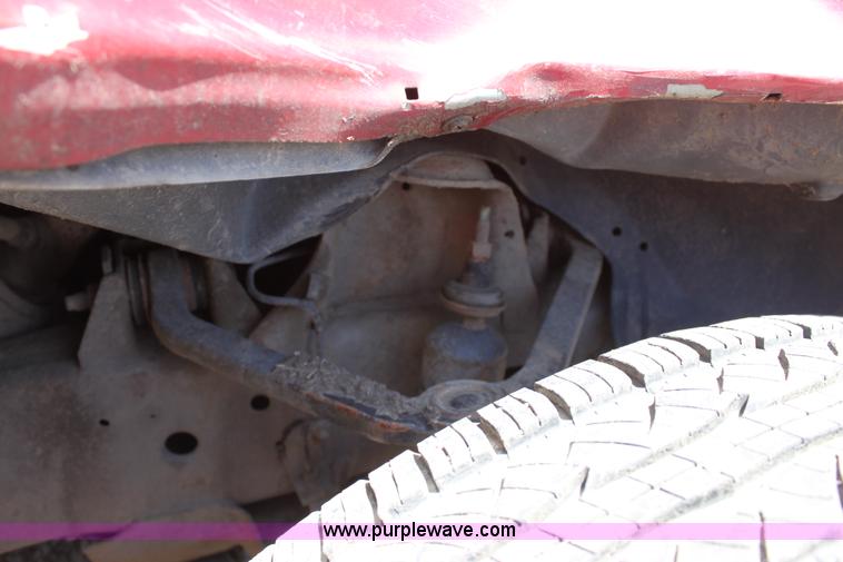 image for item D5128 1999 Ford Explorer XLT SUV