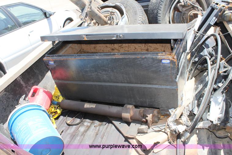 image for item D5130 2005 Ford F250 Lariat King Ranch pickup truck