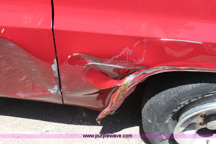 image for item D5131 1983 GMC 1500 pickup truck