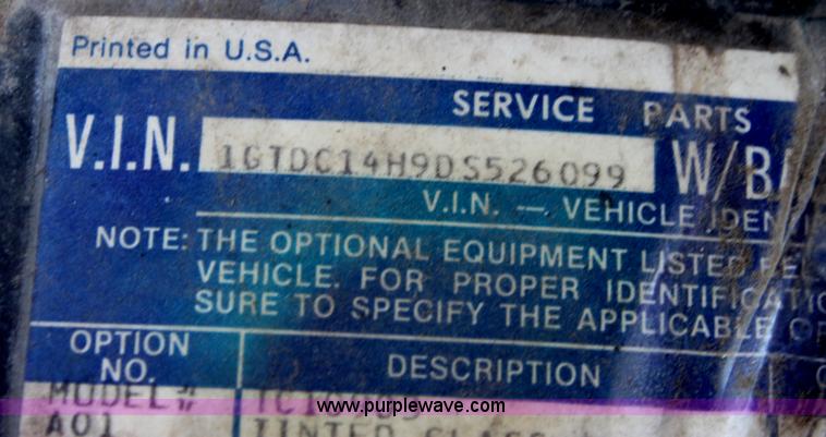 image for item D5131 1983 GMC 1500 pickup truck