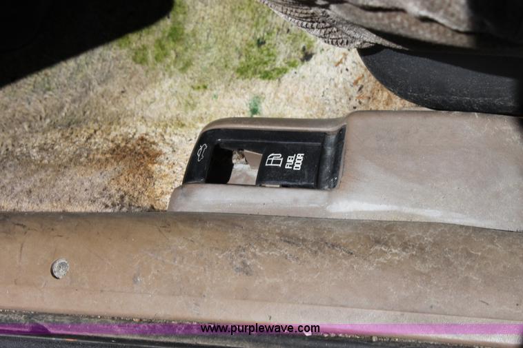 image for item D5132 1995 Buick Skylark Custom