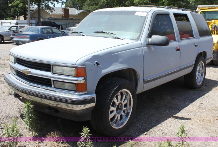 image for item D5136 1995 Chevrolet Tahoe SUV