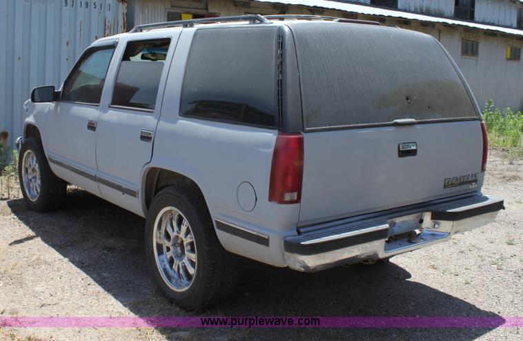 image for item D5136 1995 Chevrolet Tahoe SUV