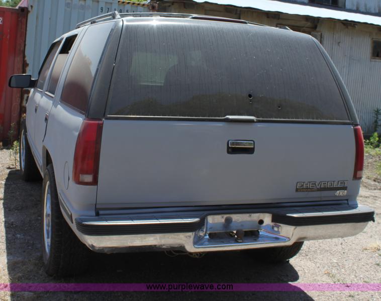 image for item D5136 1995 Chevrolet Tahoe SUV