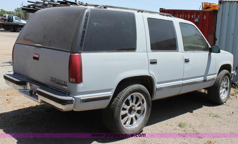 image for item D5136 1995 Chevrolet Tahoe SUV