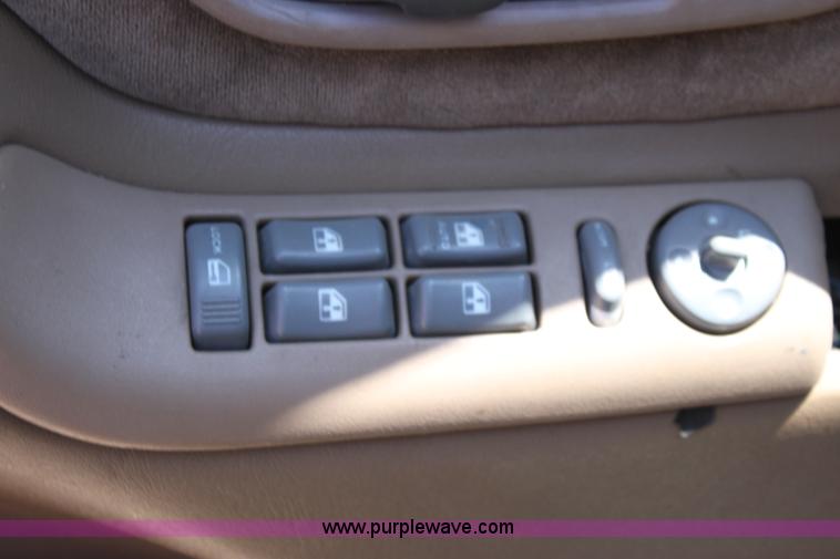 image for item D5136 1995 Chevrolet Tahoe SUV