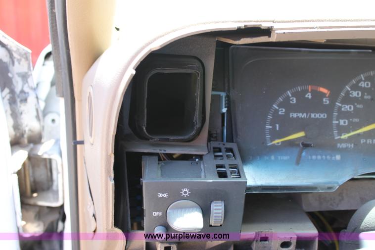 image for item D5136 1995 Chevrolet Tahoe SUV