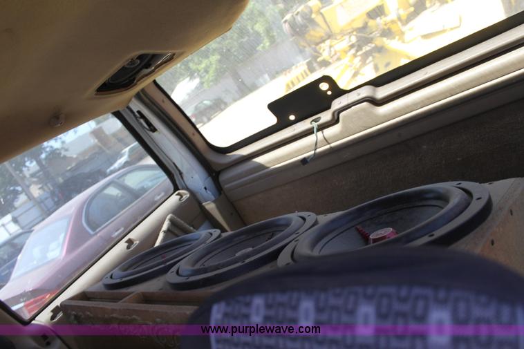 image for item D5136 1995 Chevrolet Tahoe SUV