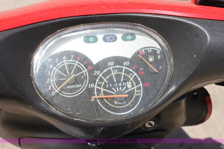 image for item D5140 2007 Roketa Bahama 50 scooter