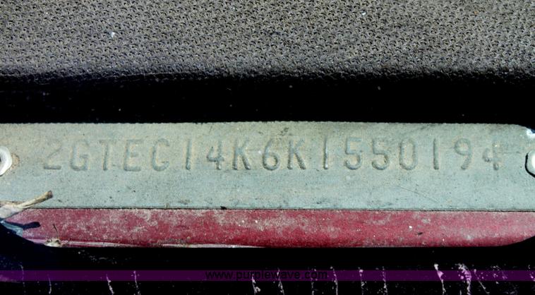 image for item D5142 1989 GMC Sierra 1500 pickup truck