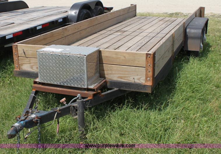image for item D5174 16' tandem axle trailer
