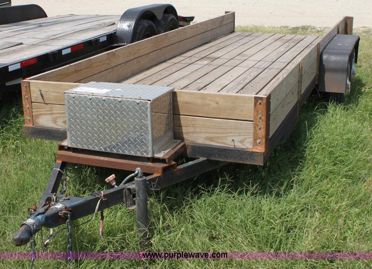 image for item D5174 16' tandem axle trailer