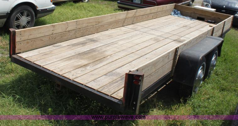 image for item D5174 16' tandem axle trailer