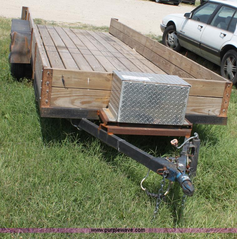 image for item D5174 16' tandem axle trailer