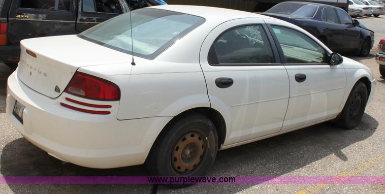 image for item D5175 2004 Dodge Stratus
