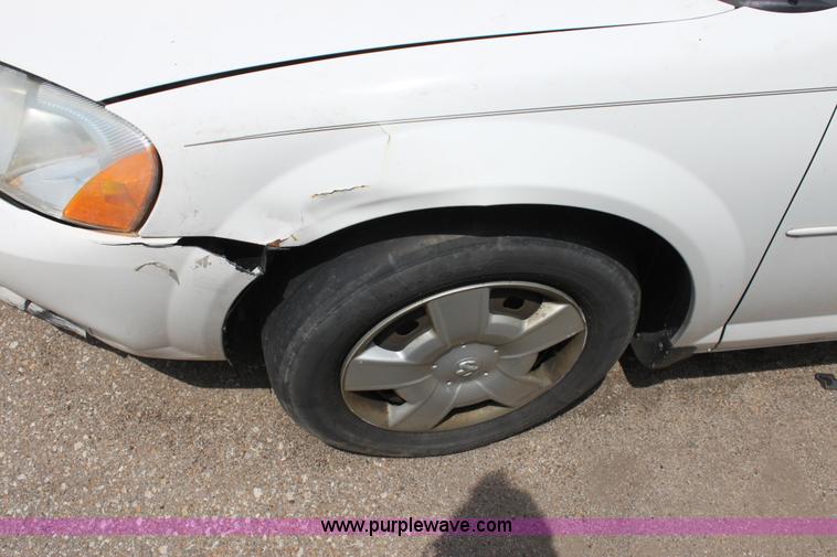 image for item D5175 2004 Dodge Stratus