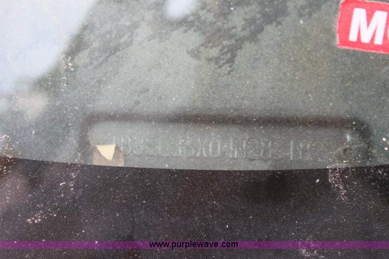 image for item D5175 2004 Dodge Stratus