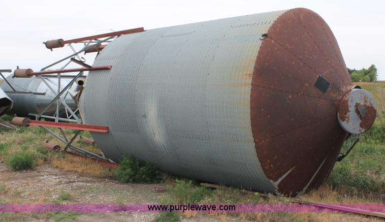 image for item A2953 Feed storage bin