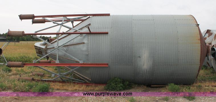 image for item A2953 Feed storage bin