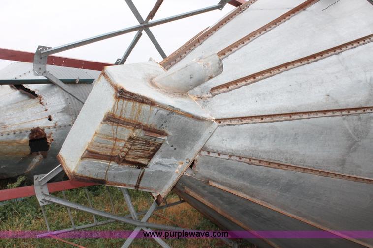 image for item A2953 Feed storage bin