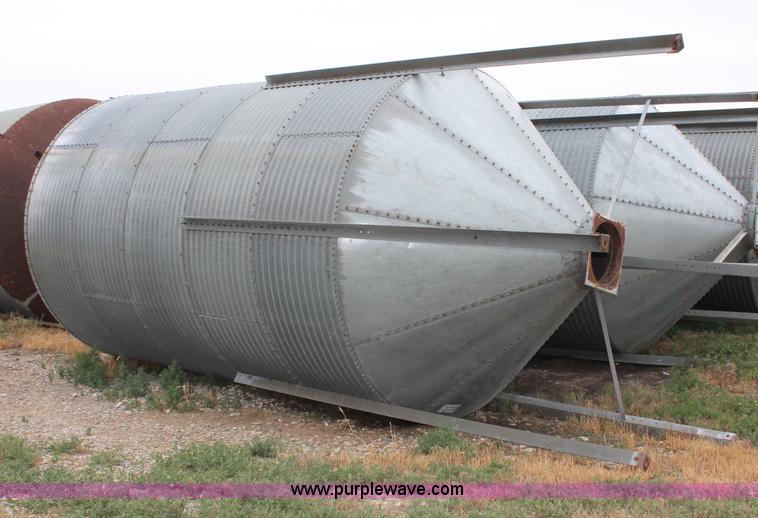 image for item A2957 Feed storage bin