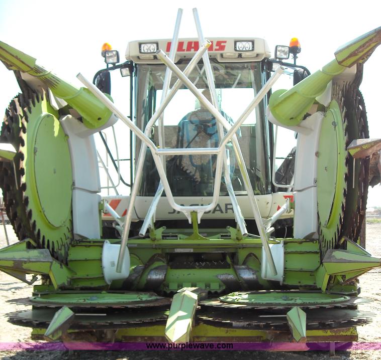 image for item B1344 Claas RU600 eight row rotary forage head