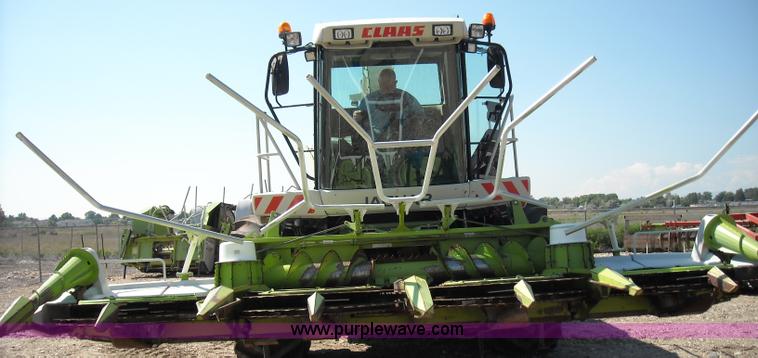 image for item B1344 Claas RU600 eight row rotary forage head