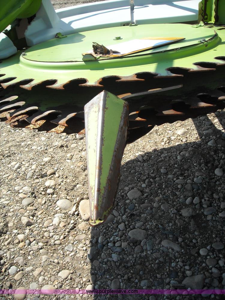 image for item B1344 Claas RU600 eight row rotary forage head