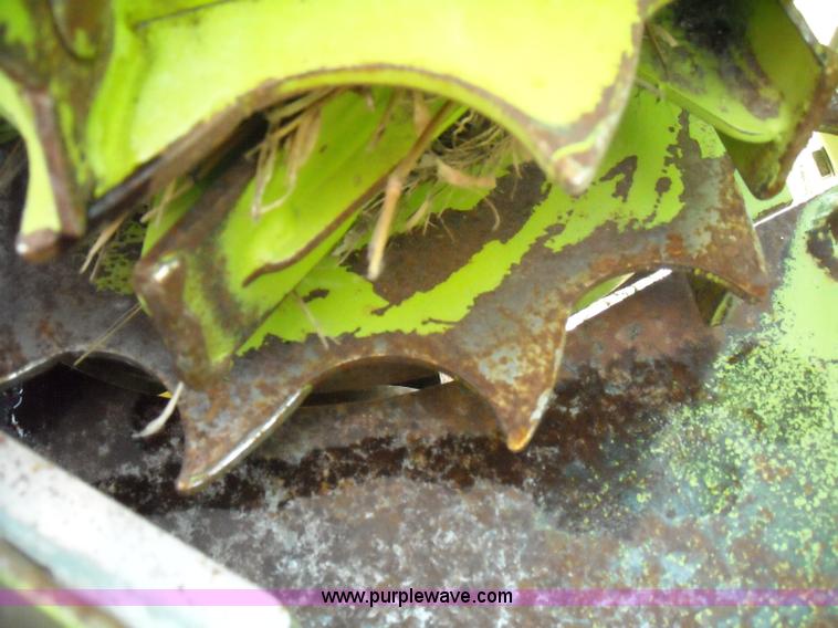 image for item B1344 Claas RU600 eight row rotary forage head