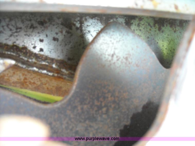 image for item B1344 Claas RU600 eight row rotary forage head