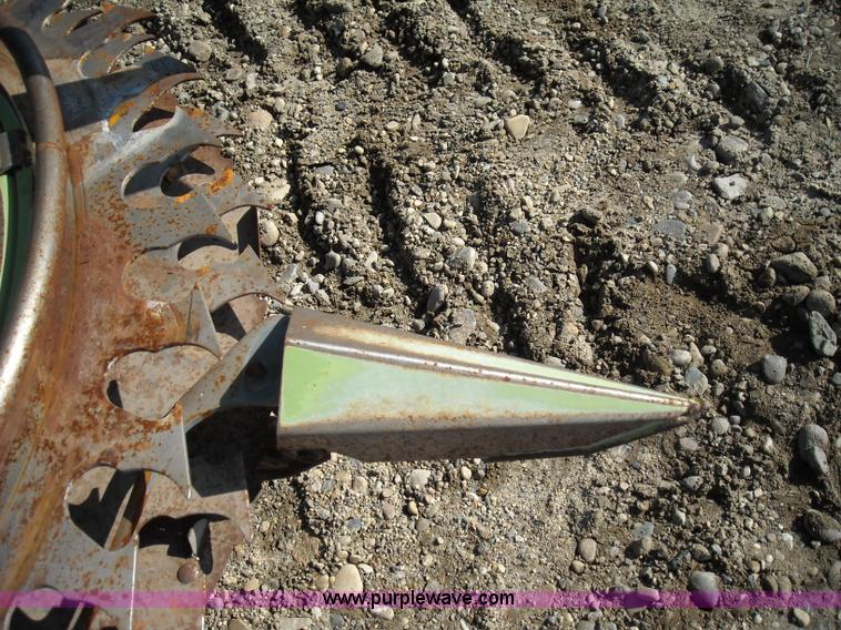 image for item B1345 Claas RU600 eight row rotary forage head