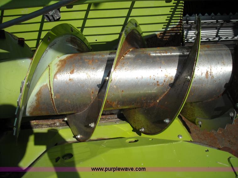 image for item B1345 Claas RU600 eight row rotary forage head