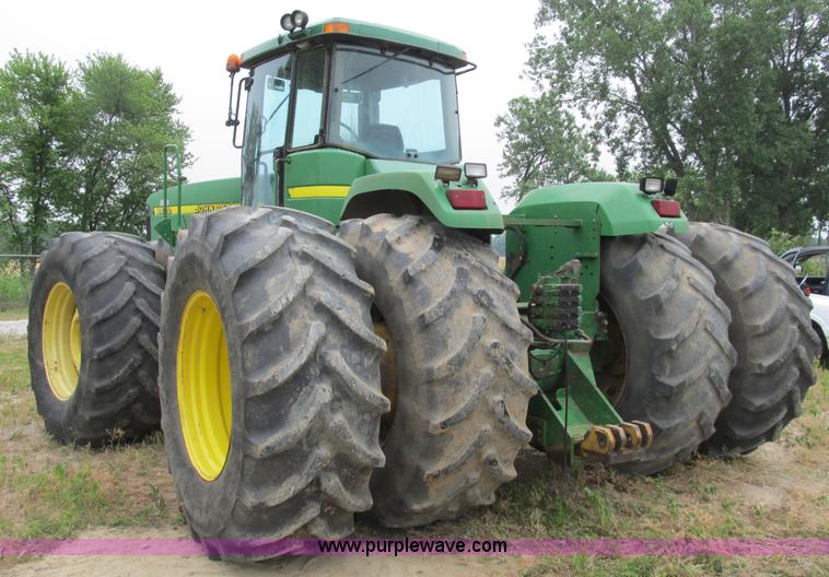 image for item B2719 1997 John Deere 9400 4WD tractor
