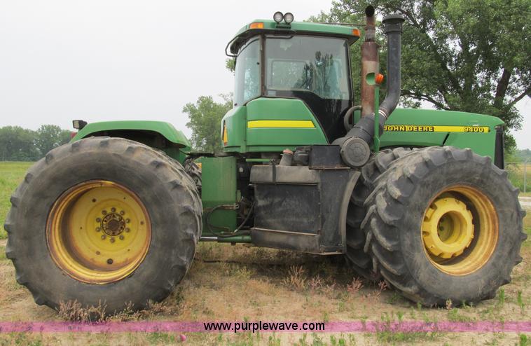 image for item B2719 1997 John Deere 9400 4WD tractor