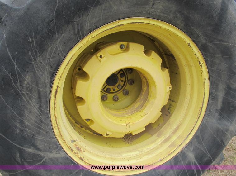 image for item B2719 1997 John Deere 9400 4WD tractor