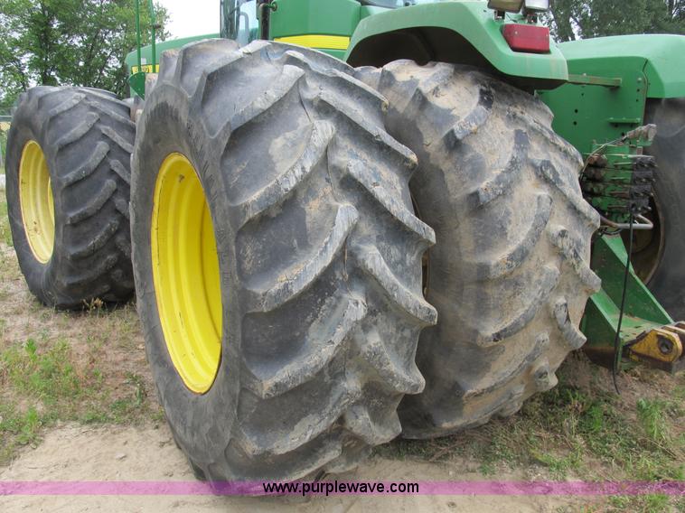 image for item B2719 1997 John Deere 9400 4WD tractor