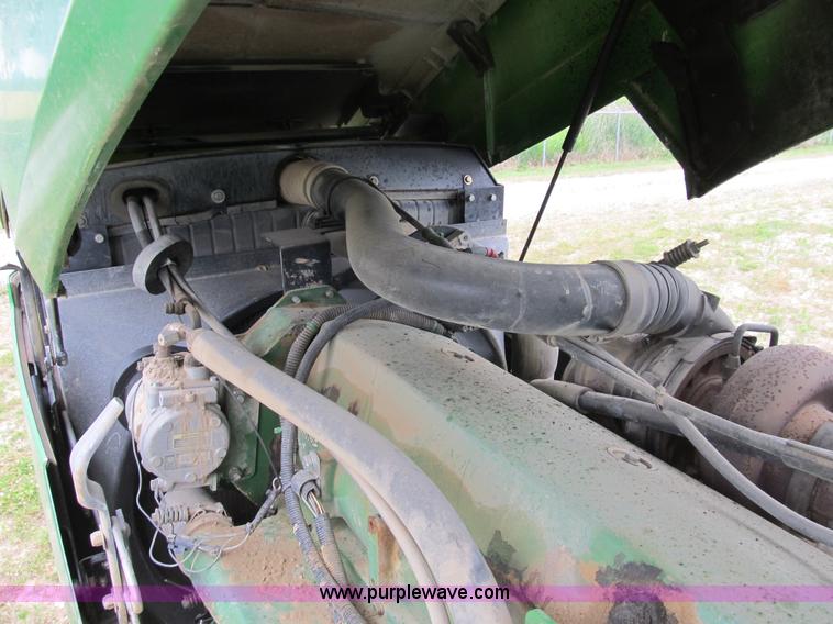 image for item B2719 1997 John Deere 9400 4WD tractor
