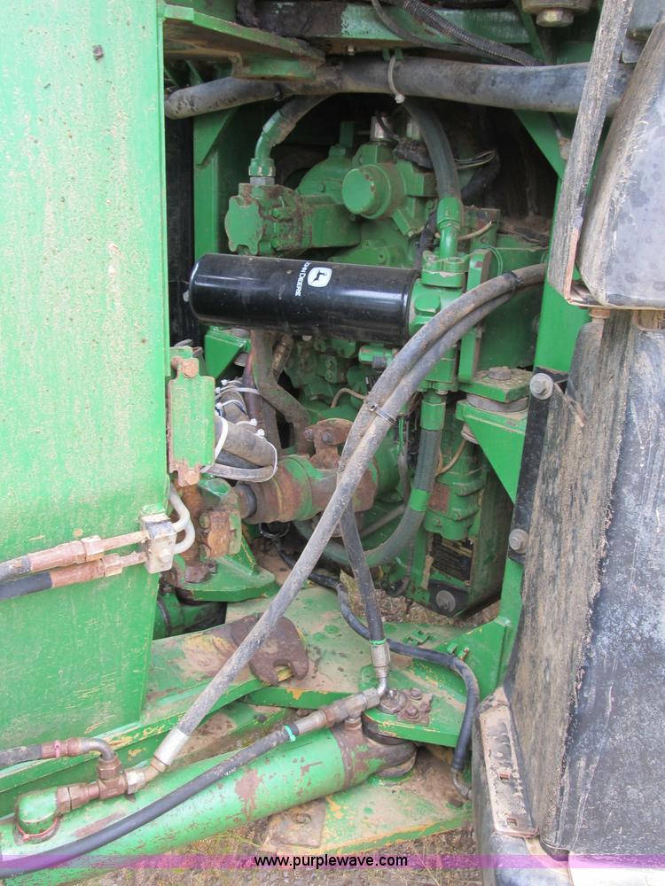 image for item B2719 1997 John Deere 9400 4WD tractor