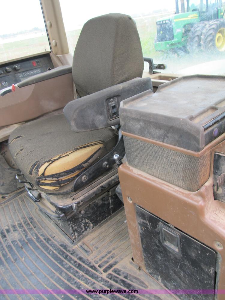 image for item B2719 1997 John Deere 9400 4WD tractor