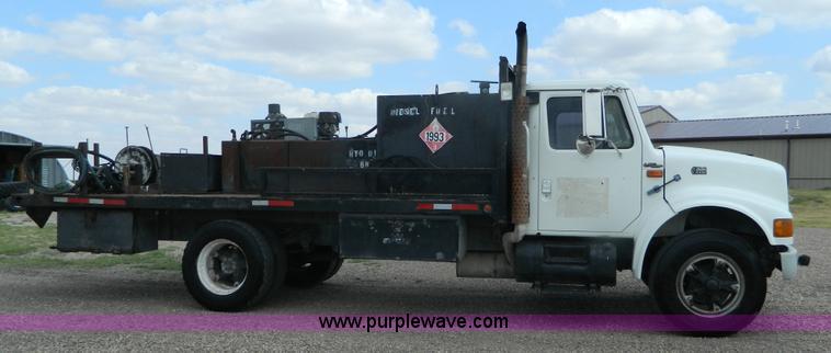 image for item B3761 18'L x 96"W service bed