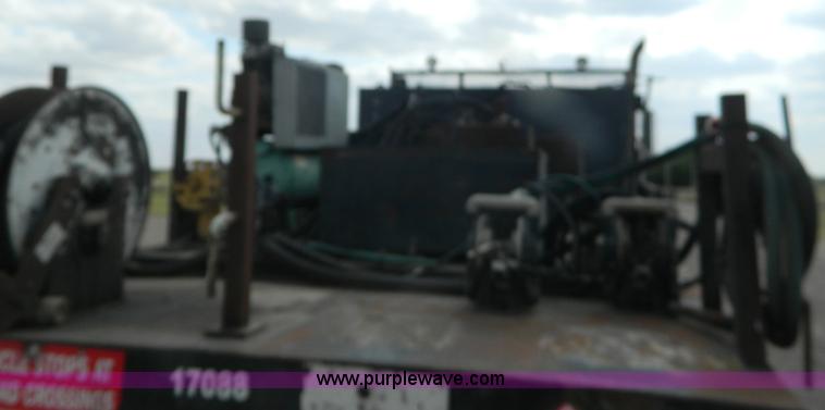 image for item B3761 18'L x 96"W service bed