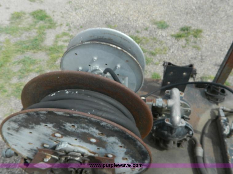 image for item B3761 18'L x 96"W service bed