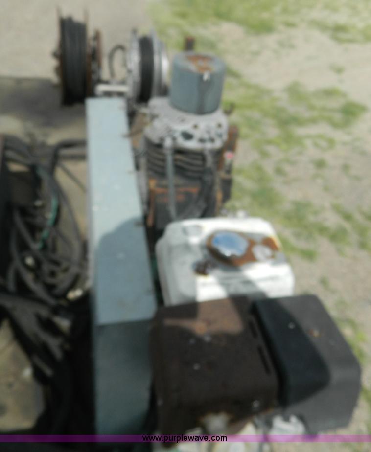 image for item B3761 18'L x 96"W service bed