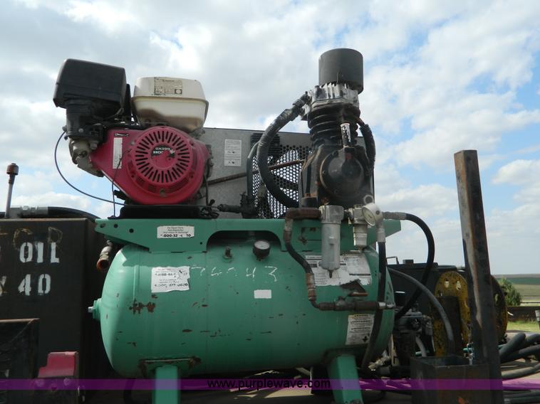 image for item B3761 18'L x 96"W service bed