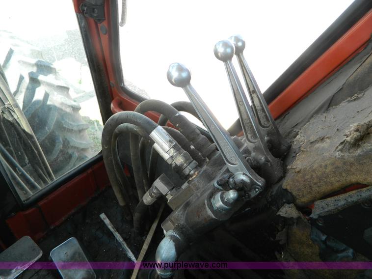 image for item B3766 Hesston 1180DT MFWD tractor